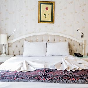 Elisa Hotel